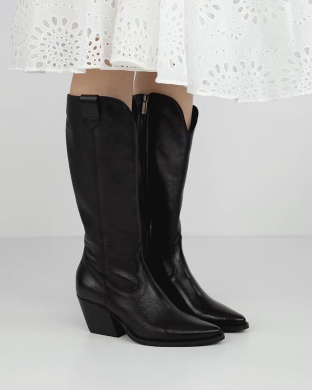 High heel boots heel 7 cm black leather