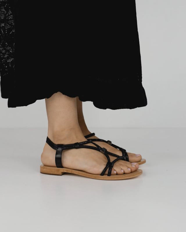 Sandali tacco 1cm nero pelle
