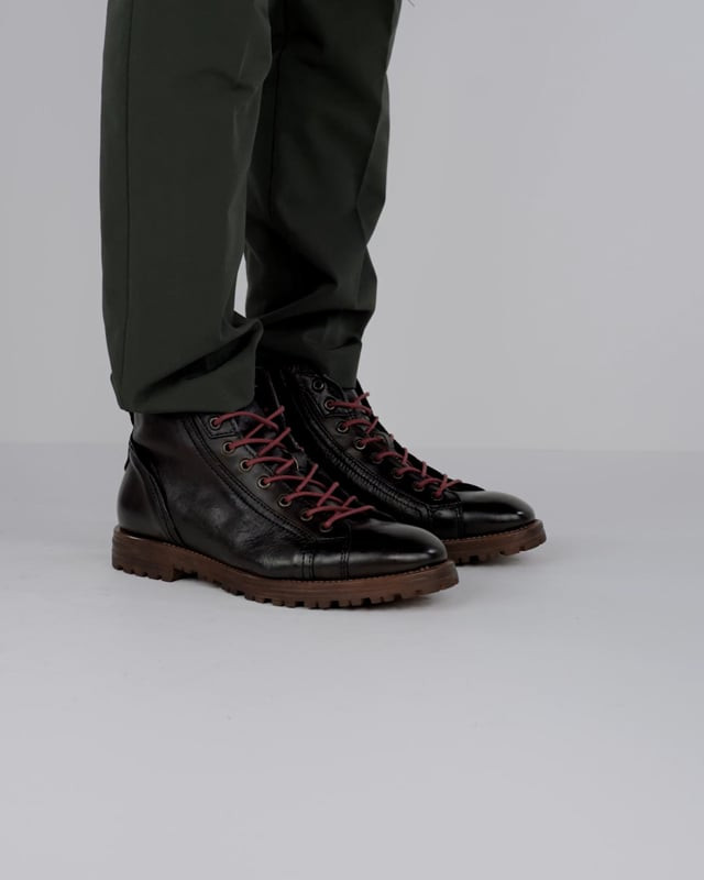 Combat boots brown leather