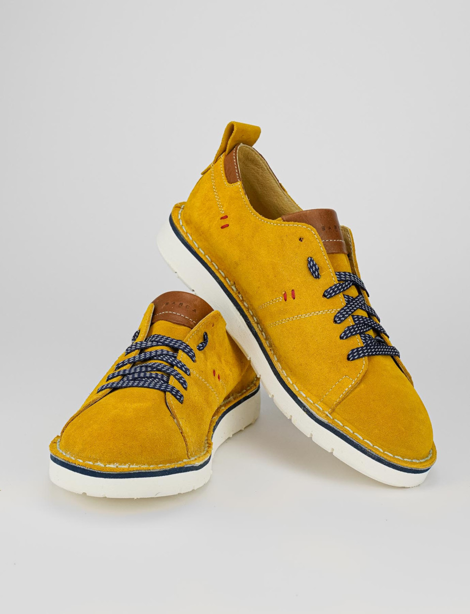 Sneakers yellow chamois