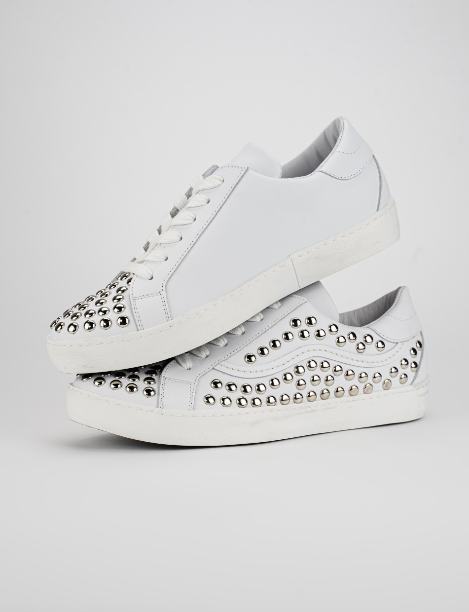 Sneakers white leather