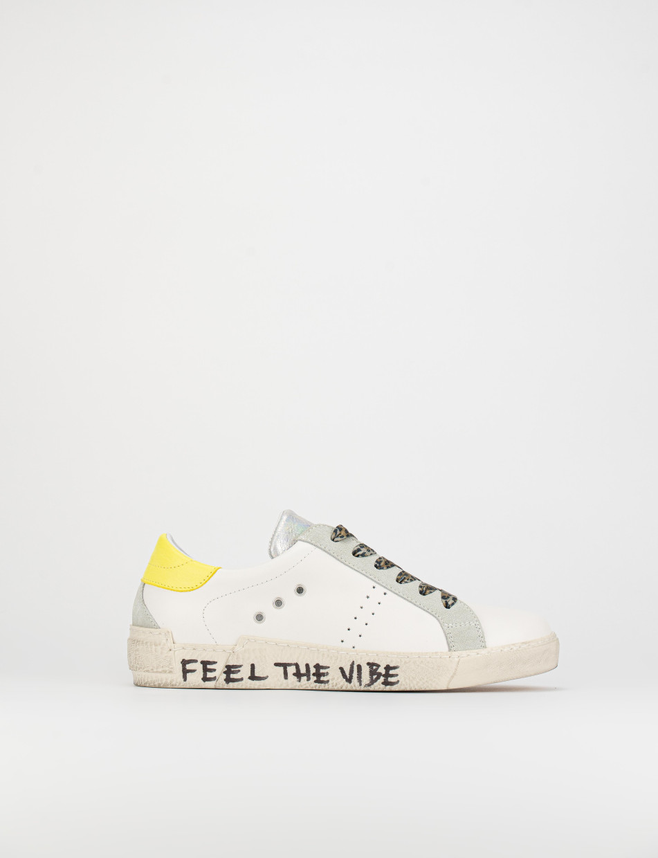 Sneakers white leather