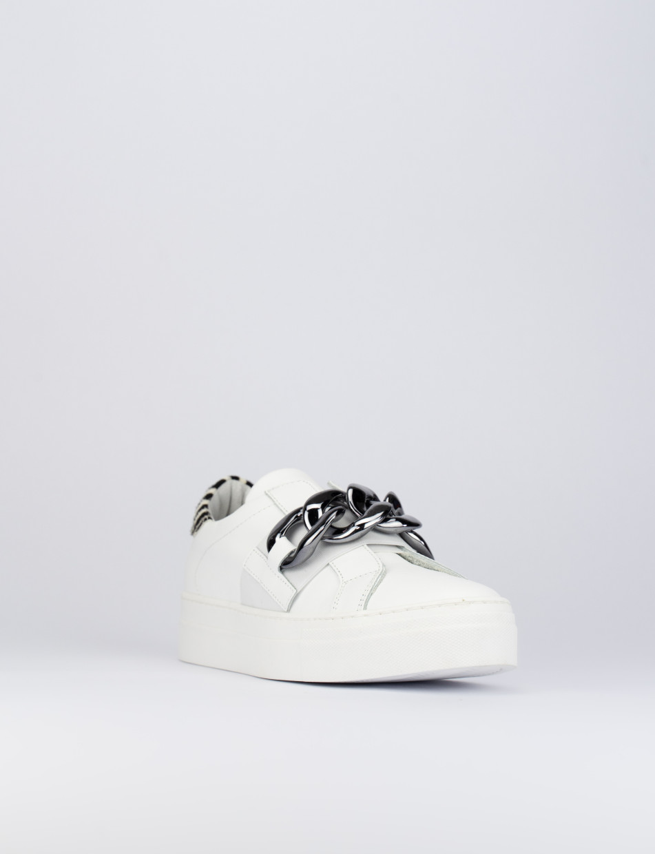 Sneakers white leather