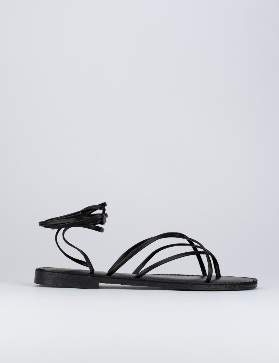 Low heel sandals heel 1 cm black leather