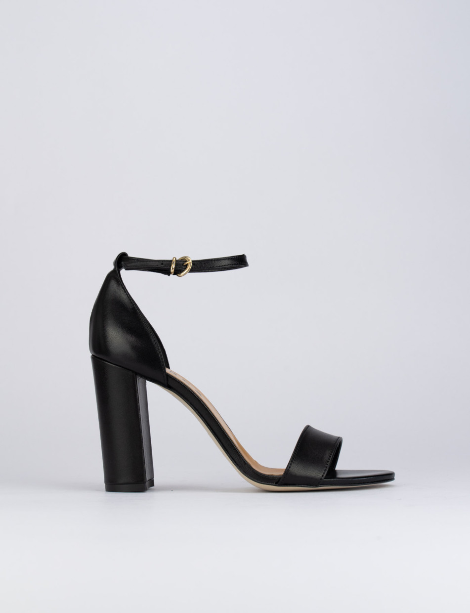High heel sandals heel 9 cm black leather