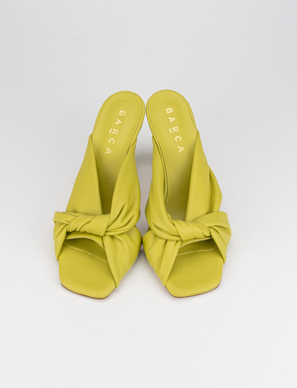 Slippers heel 8 cm yellow leather