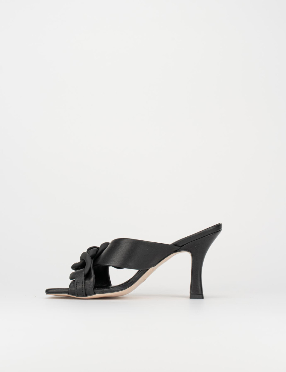 Mule slippers 2025 with heel