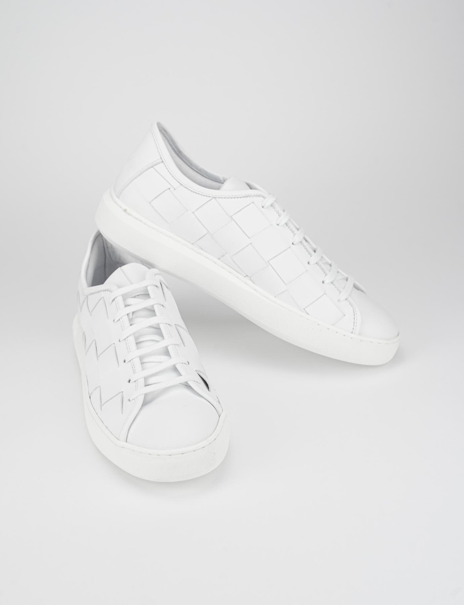 Sneakers white leather