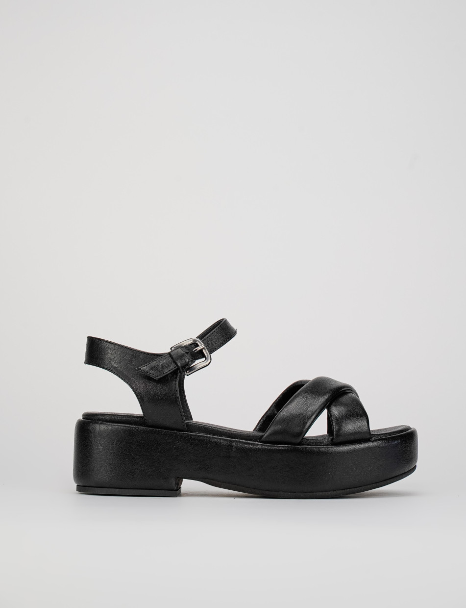Wedge heels heel 1 cm black leather