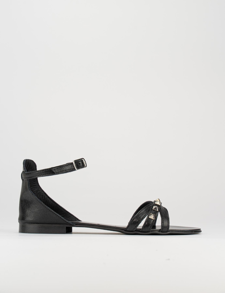 Low heel sandals heel 1 cm black leather