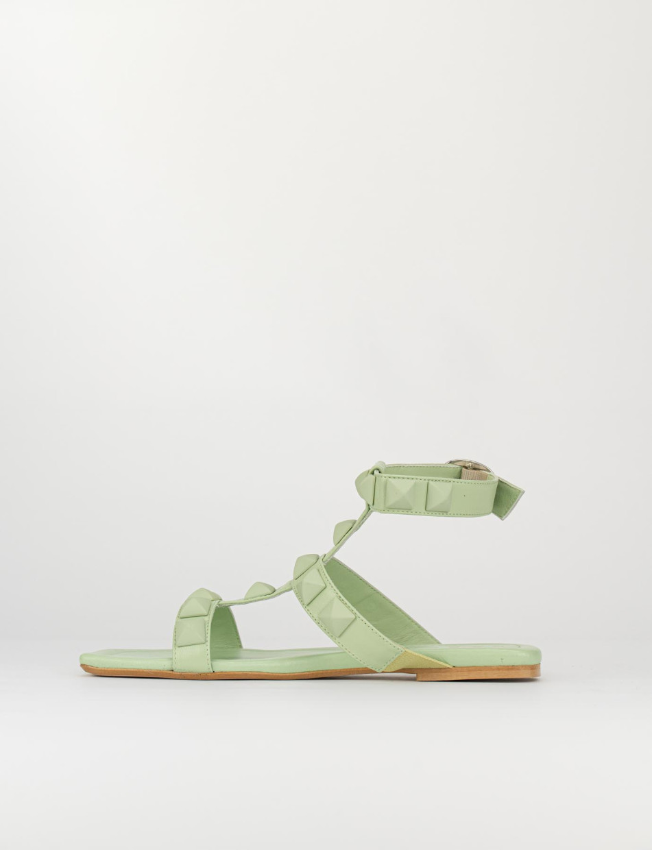 Low heel sandals heel 1 cm green leather