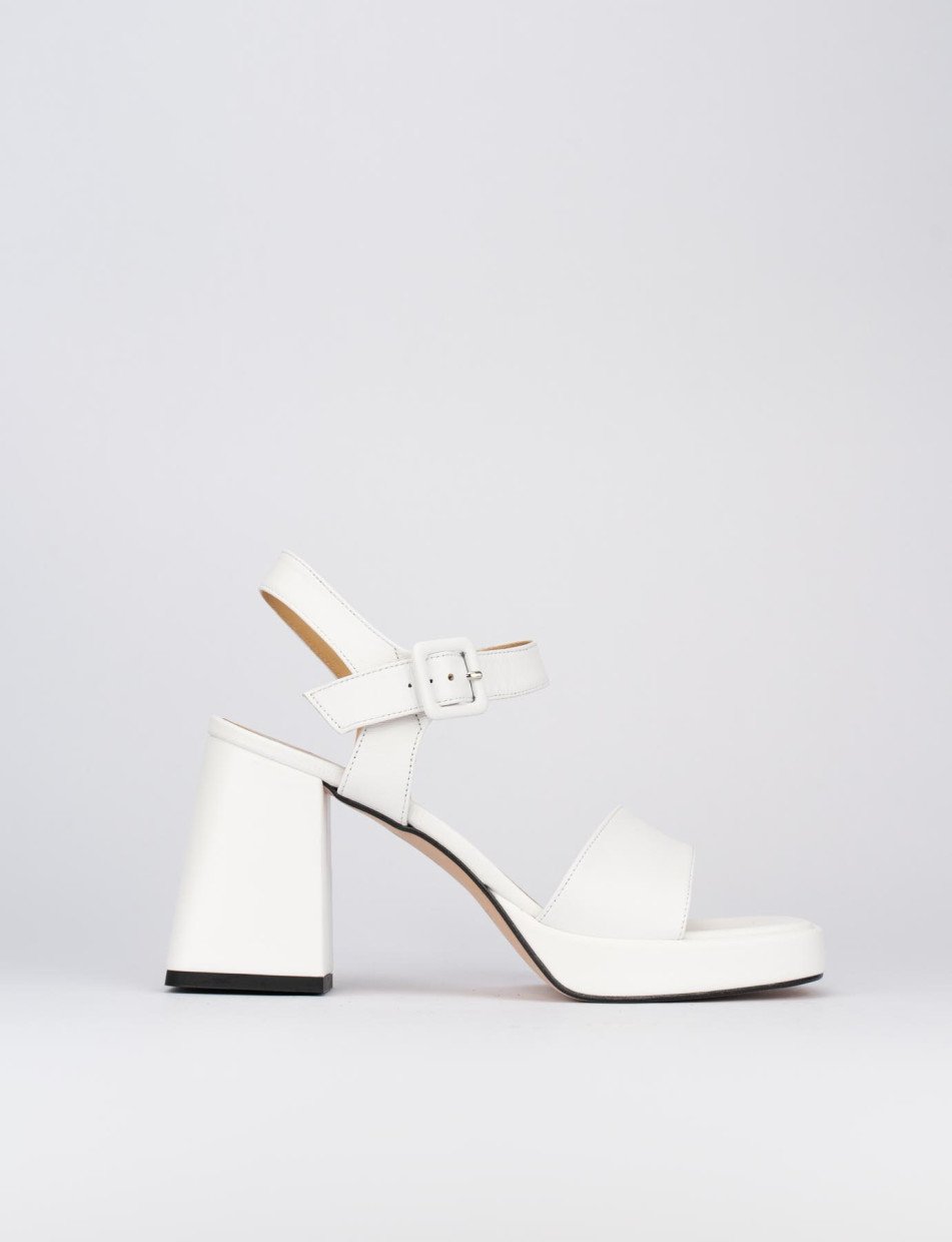 High heel sandals heel 9 cm white leather