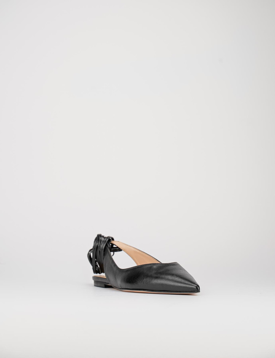 Flat shoes heel 1 cm black leather