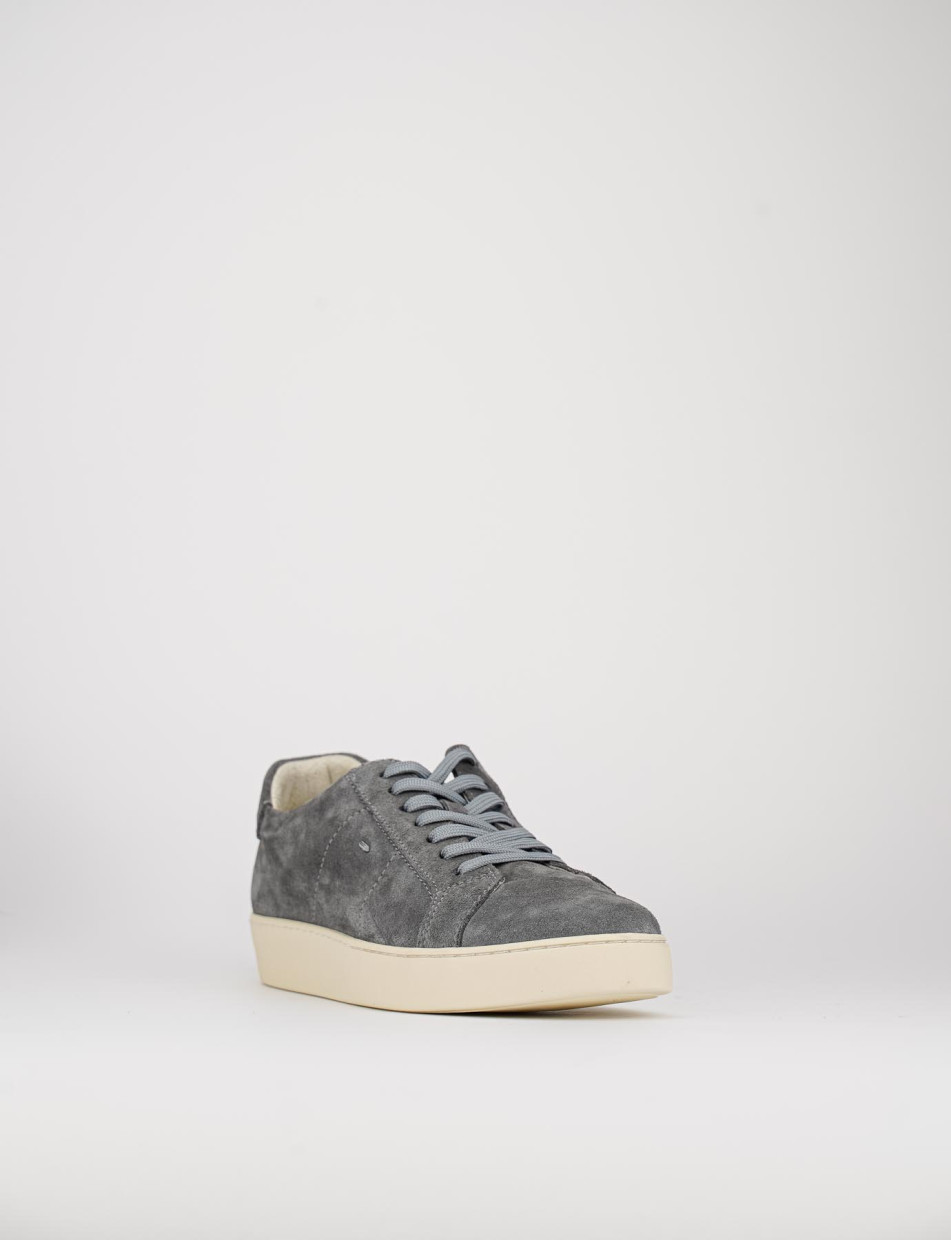 Sneakers grey chamois