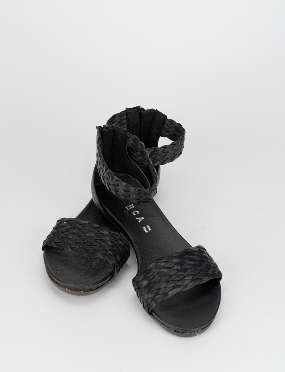 Low heel sandals heel 1 cm black leather