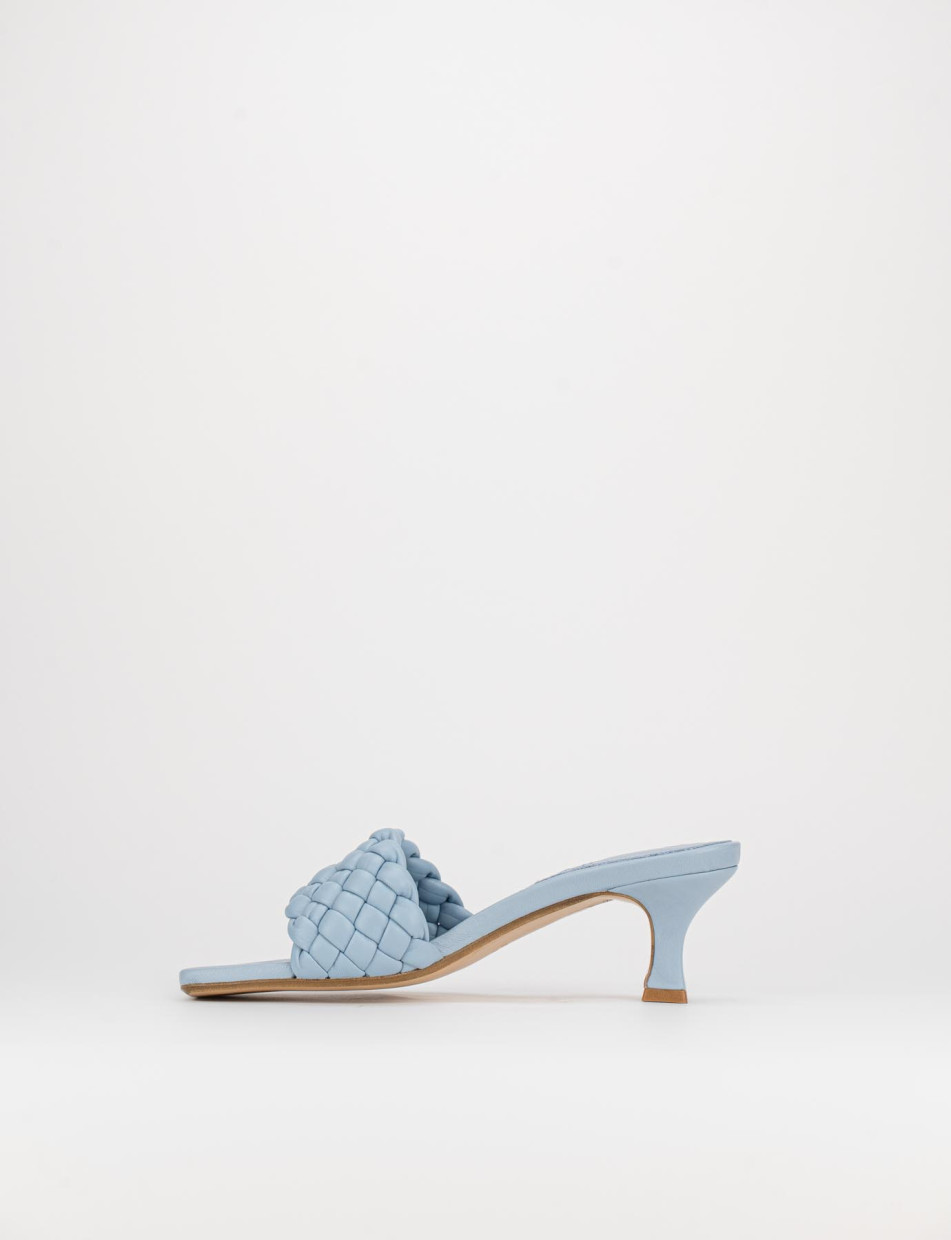 Slippers heel 5 cm light blue leather