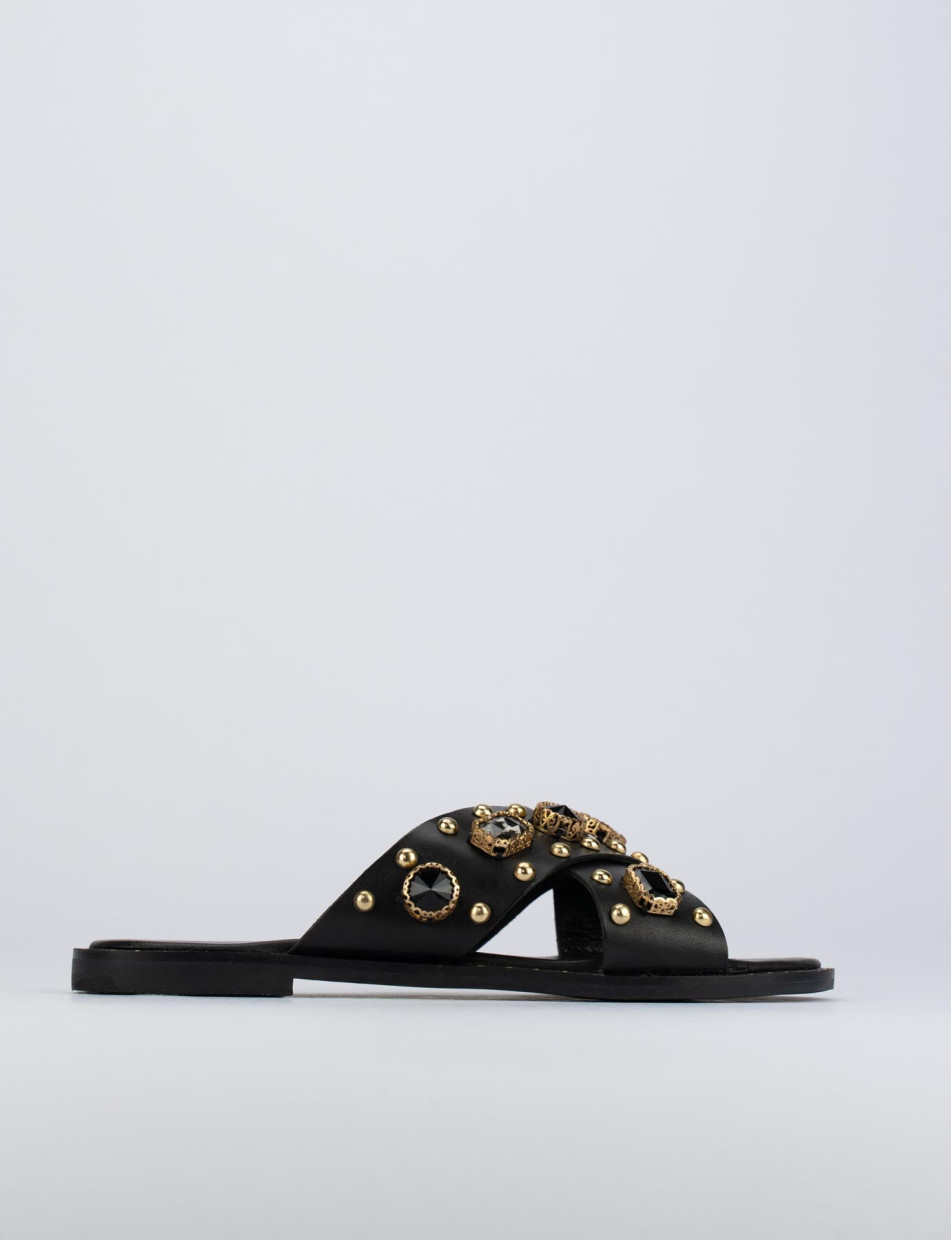 Slippers heel 1 cm black leather