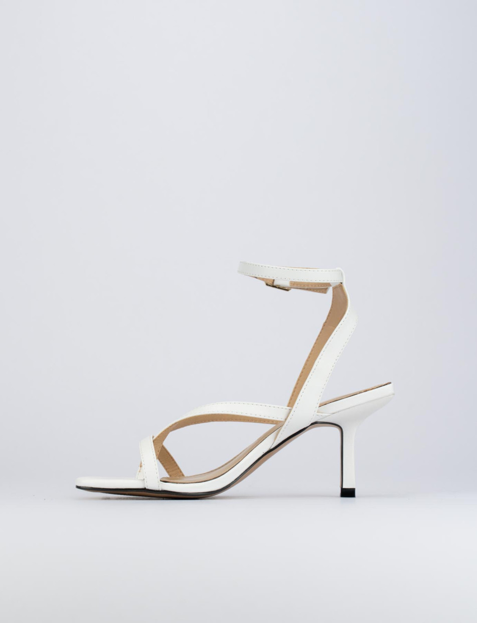 High heel sandals heel 5 cm white leather