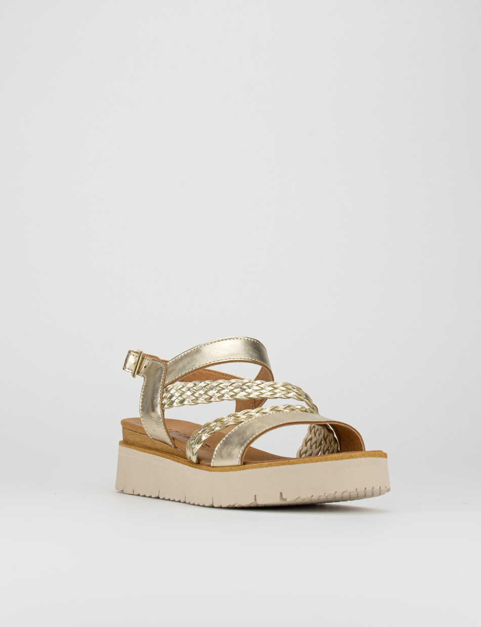 Sandalo tacco 1 cm oro pelle