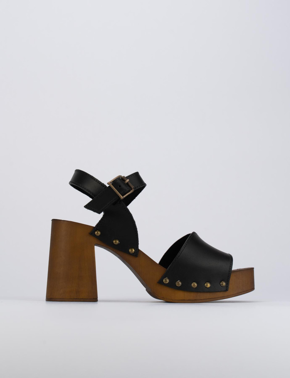 Sandalo zoccolo tacco 7 cm nero pelle