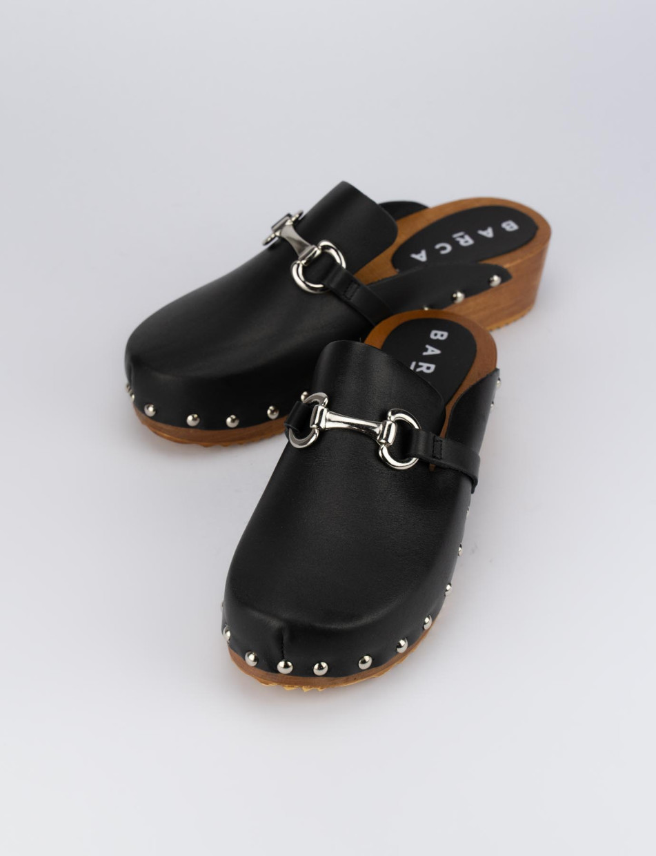 Zoccolo mules tacco 3cm nero pelle