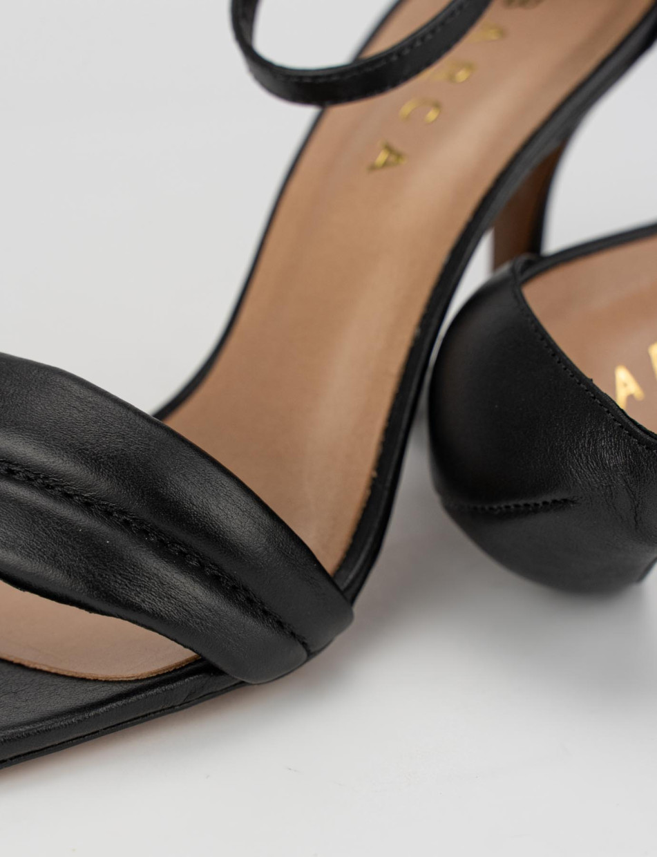 High heel sandals heel 8 cm black leather