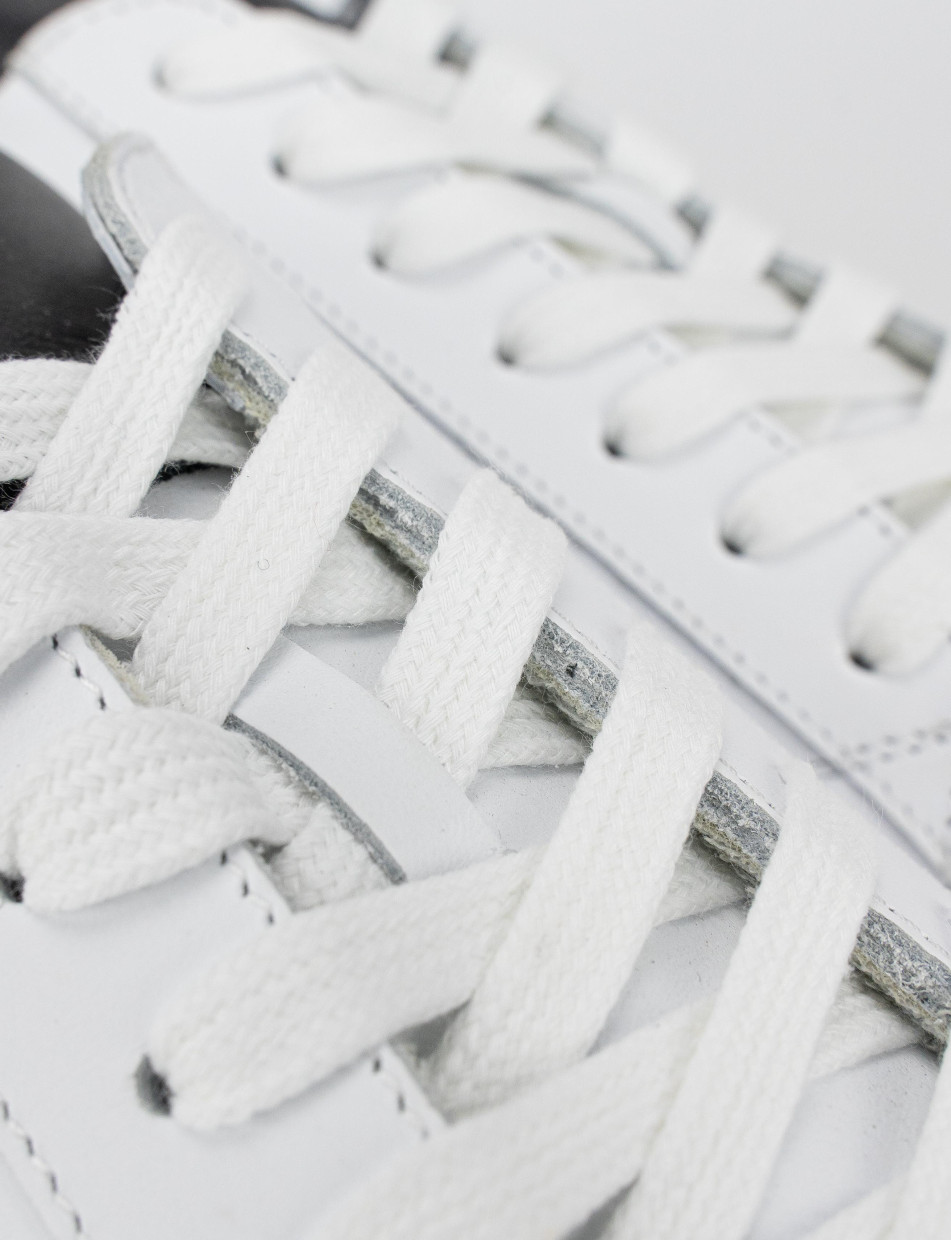 Sneakers white leather