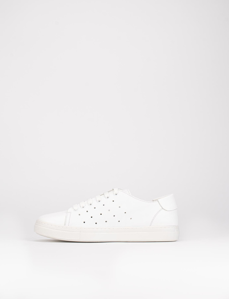 Sneakers white leather