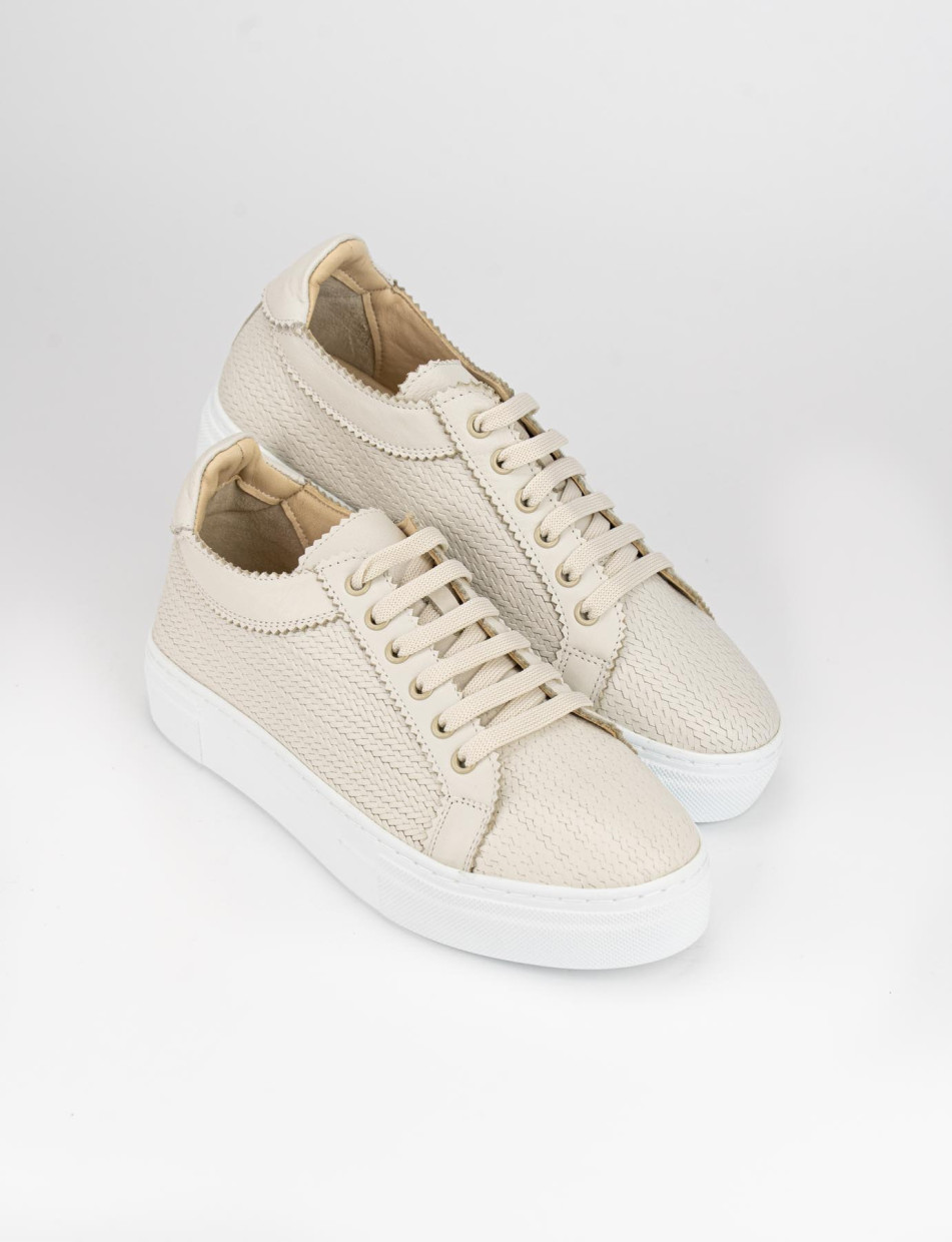 Sneakers beige leather