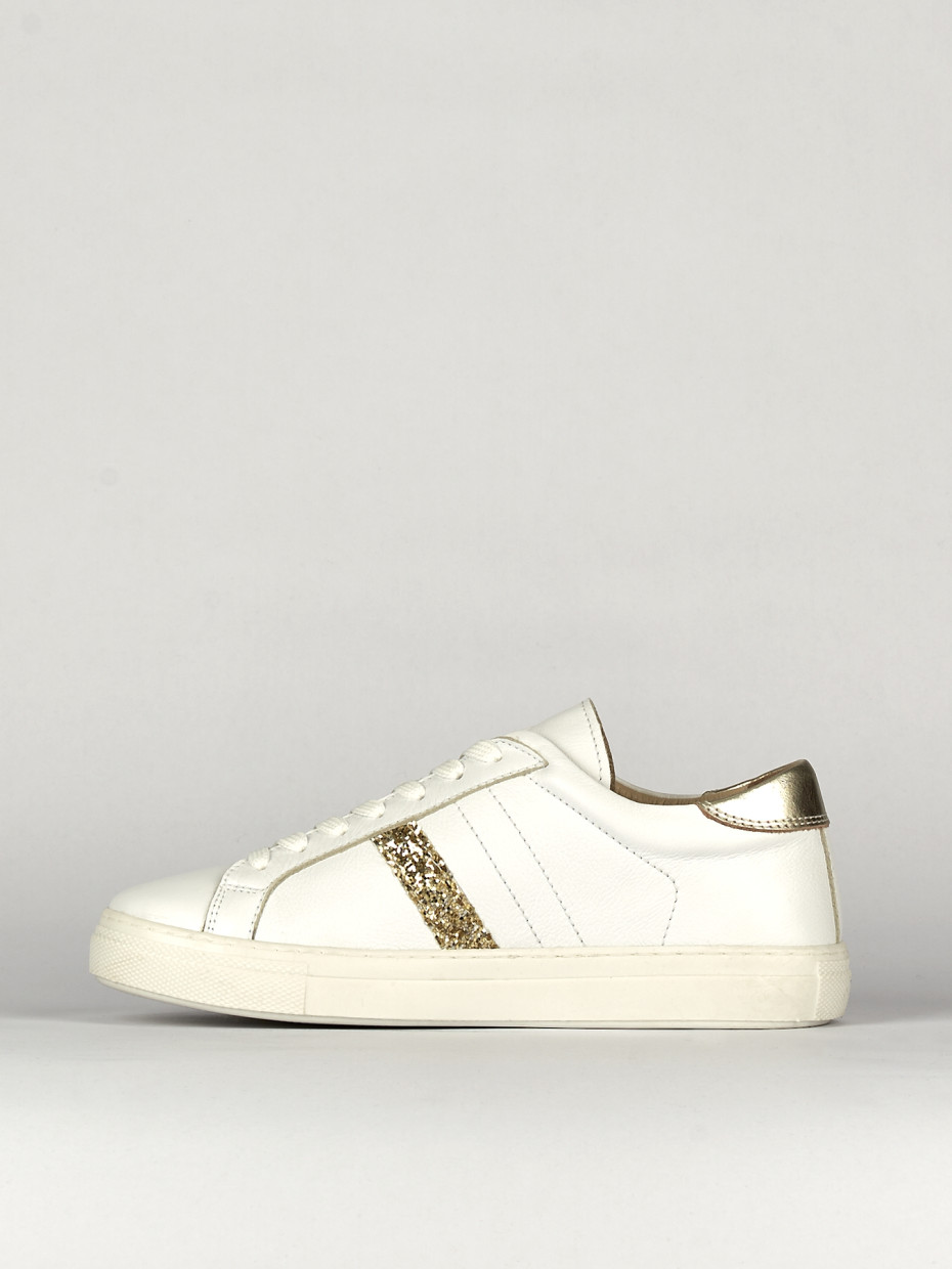 Sneakers white leather