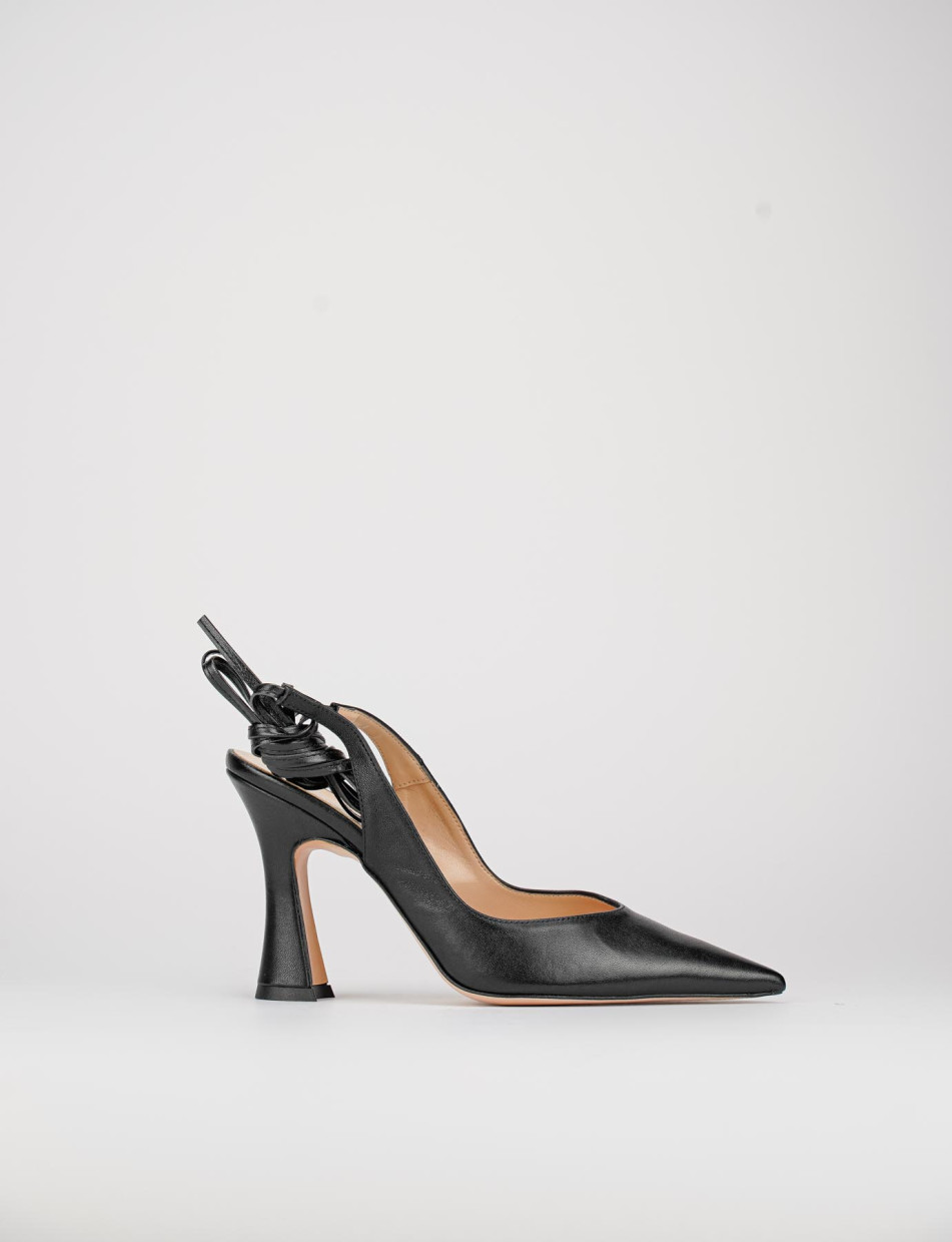 Slingback decoltè tacco 9 cm nero pelle