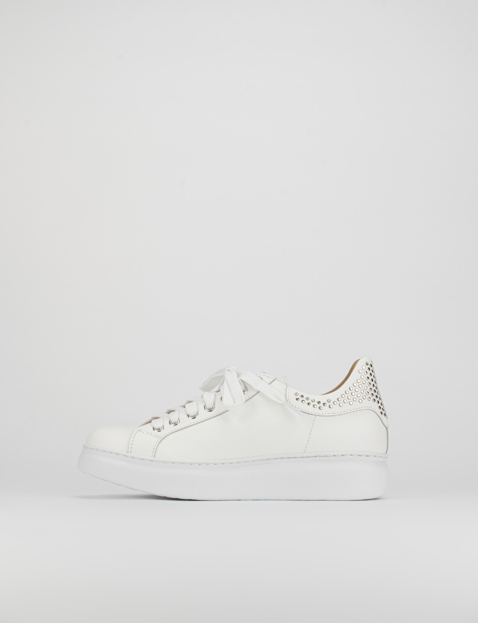 Sneakers white leather