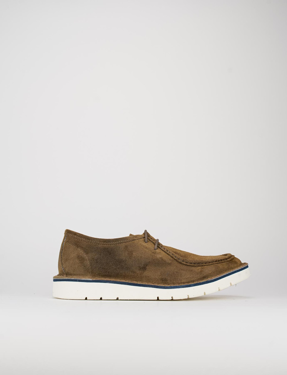 Lace-up shoes dark brown chamois