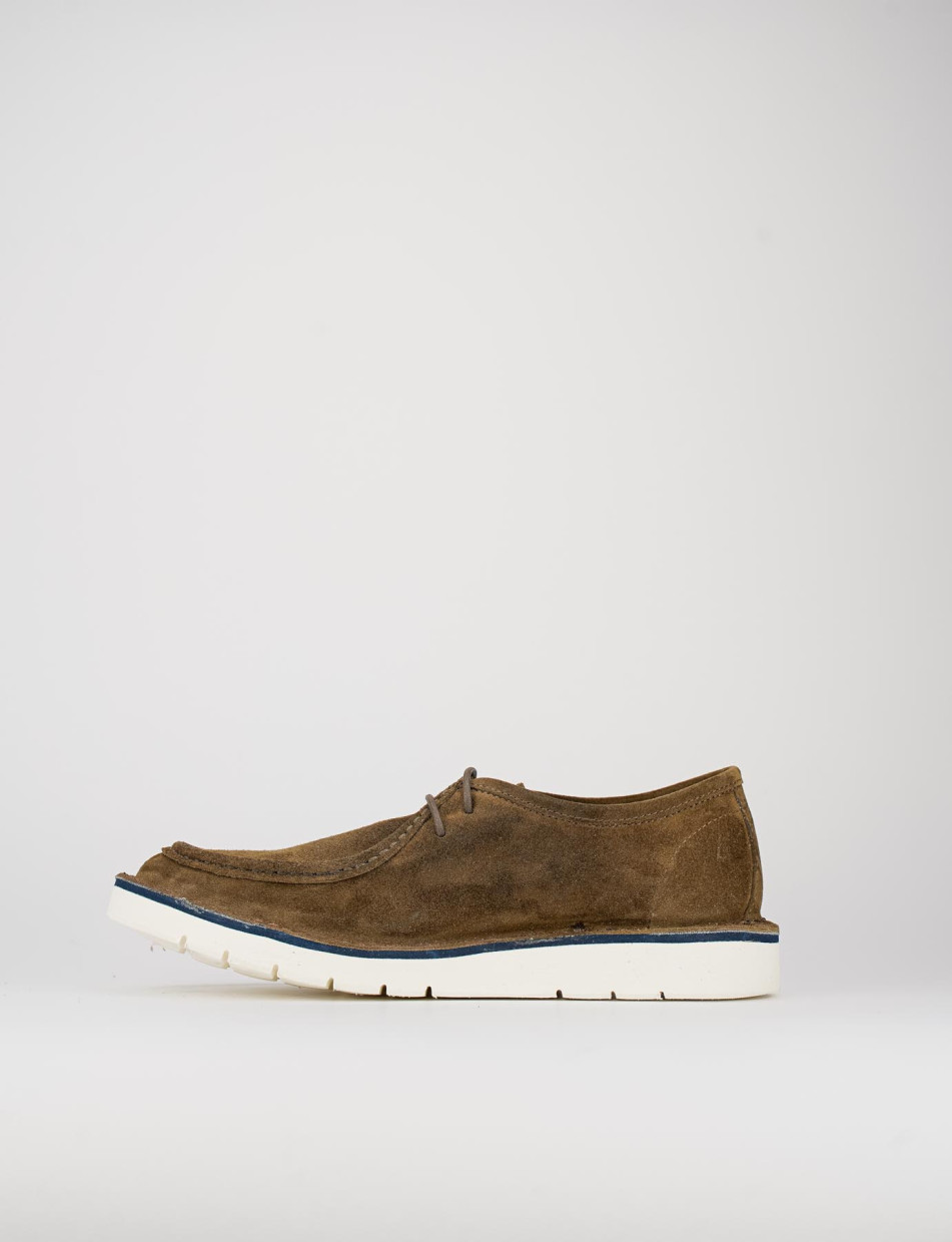 Lace-up shoes dark brown chamois