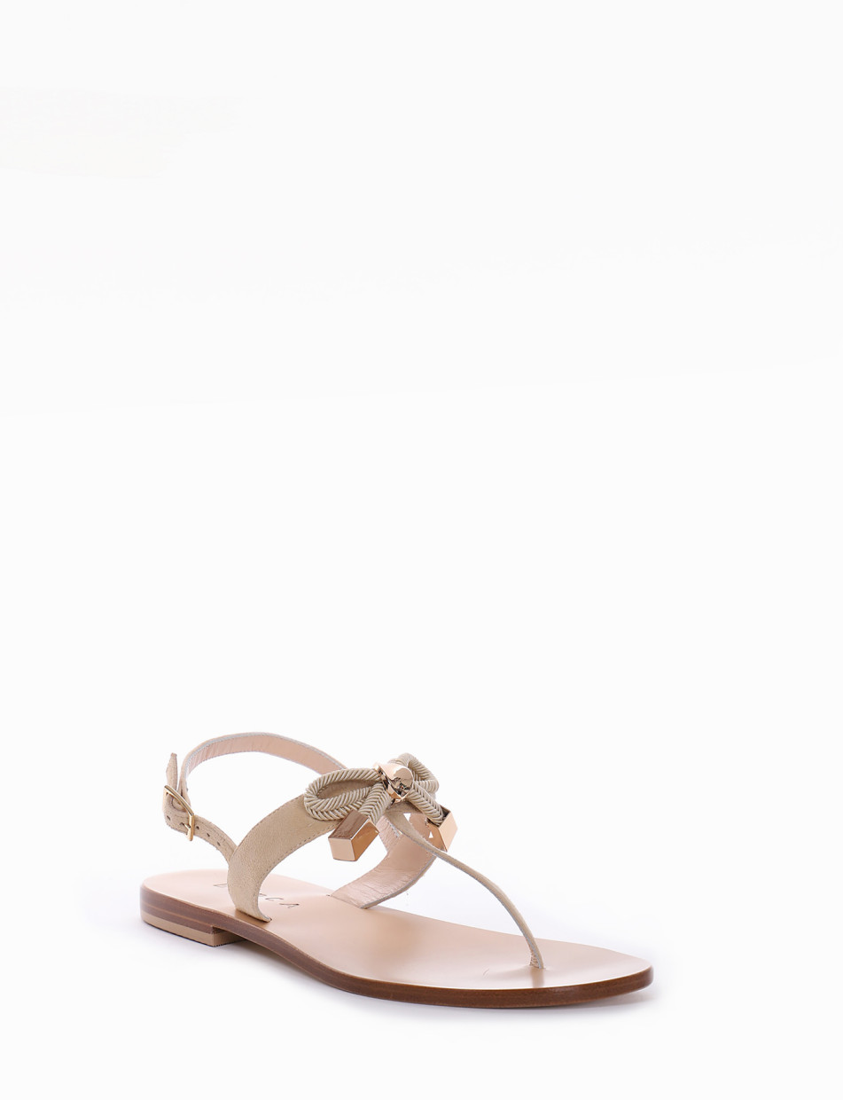 Sandalo tacco 1 cm beige camoscio