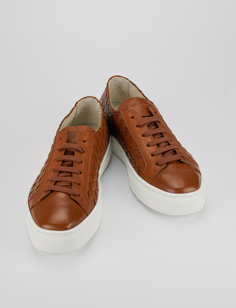 Sneakers brown leather