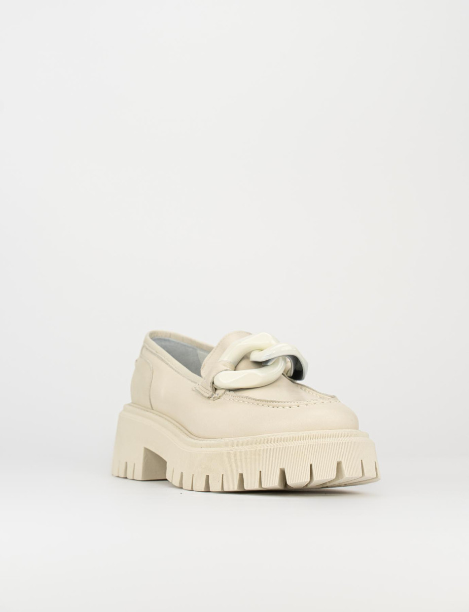 Mocassino tacco 1 cm beige pelle