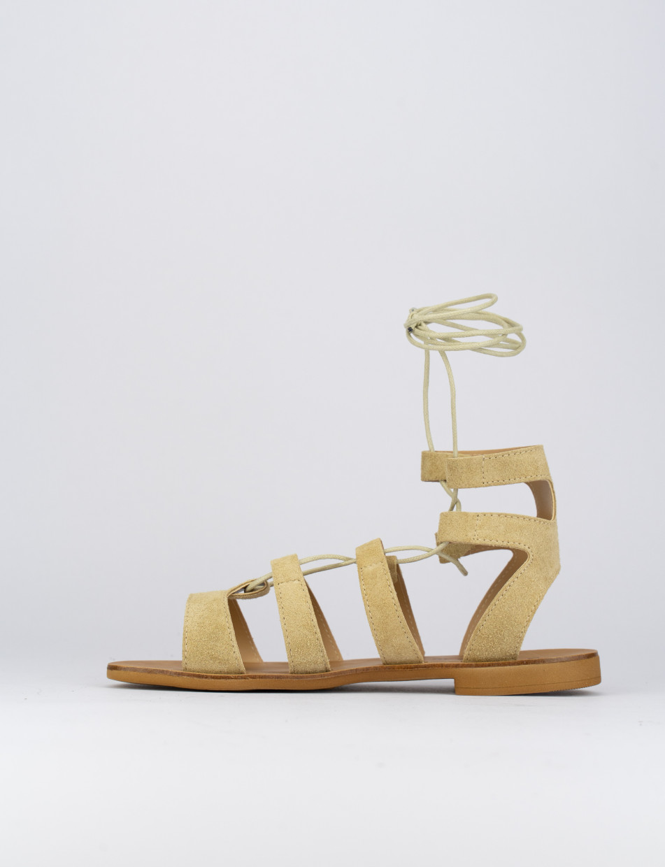 Low heel sandals heel 1 cm beige chamois