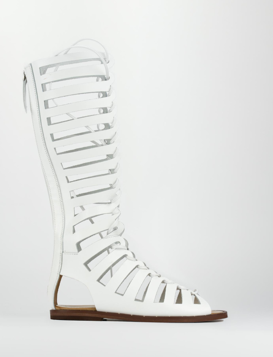 Low heel sandals heel 1 cm white leather