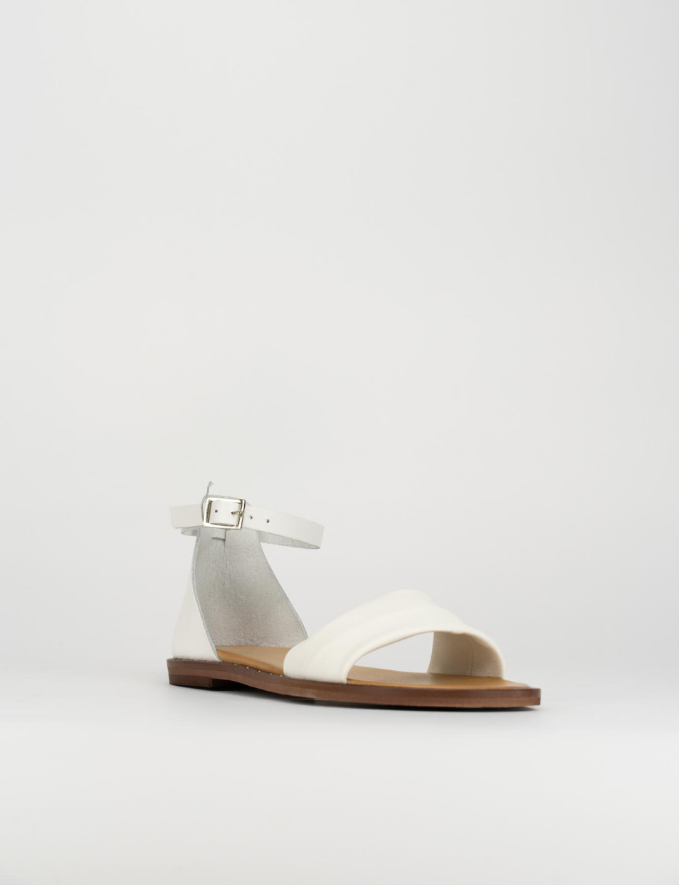 Low heel sandals heel 1 cm white leather