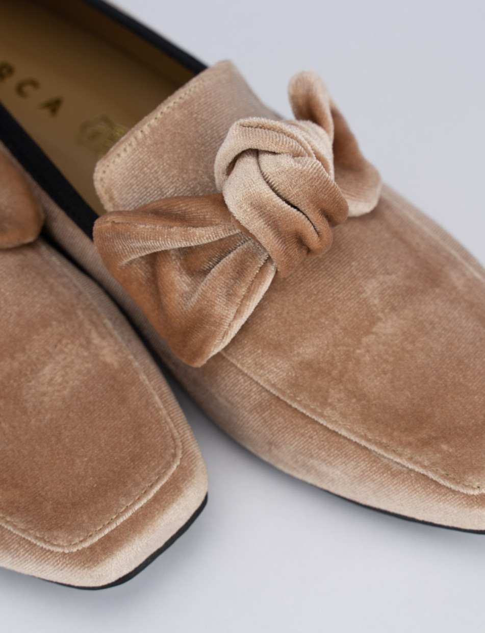 Pink velvet loafers hotsell