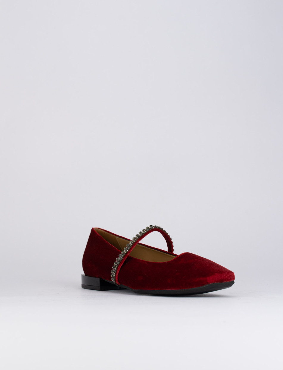Velvet red shoes on sale