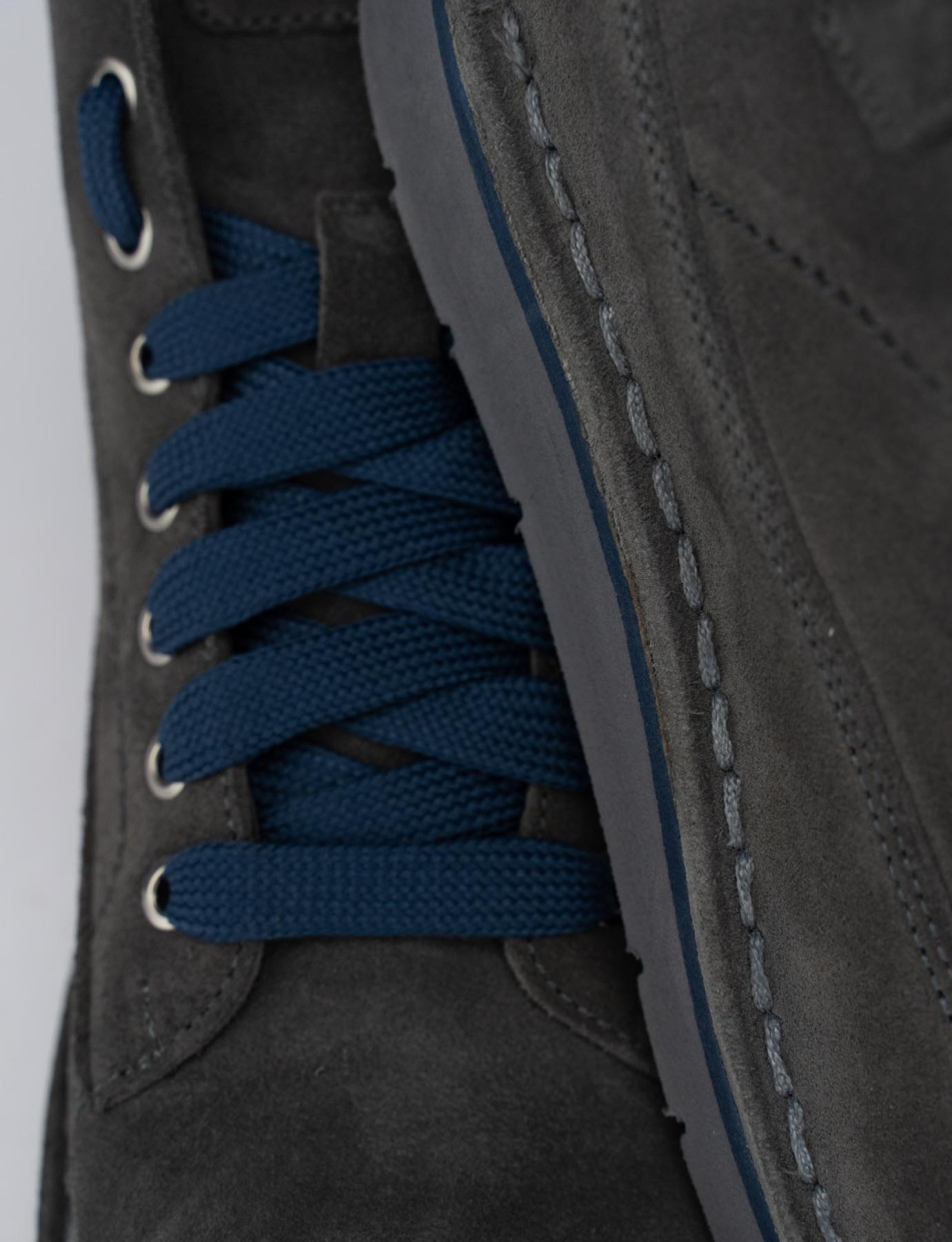 Sneakers tacco 1cm camoscio grigio
