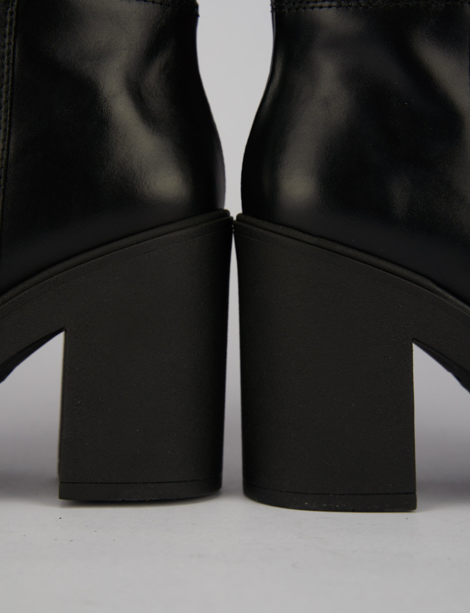 High heel boots heel 5 cm black leather