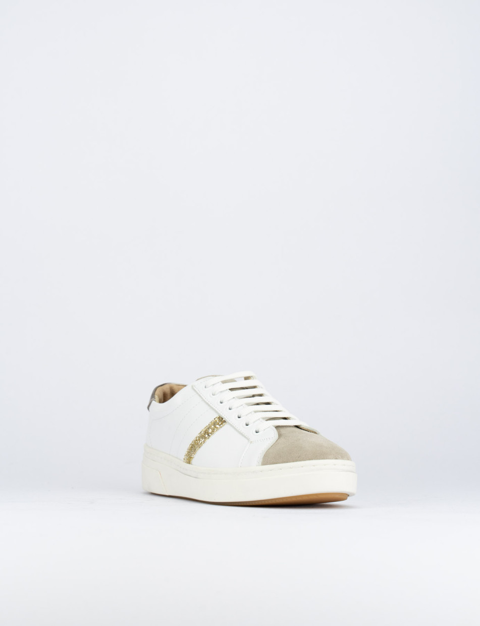 Sneakers white leather