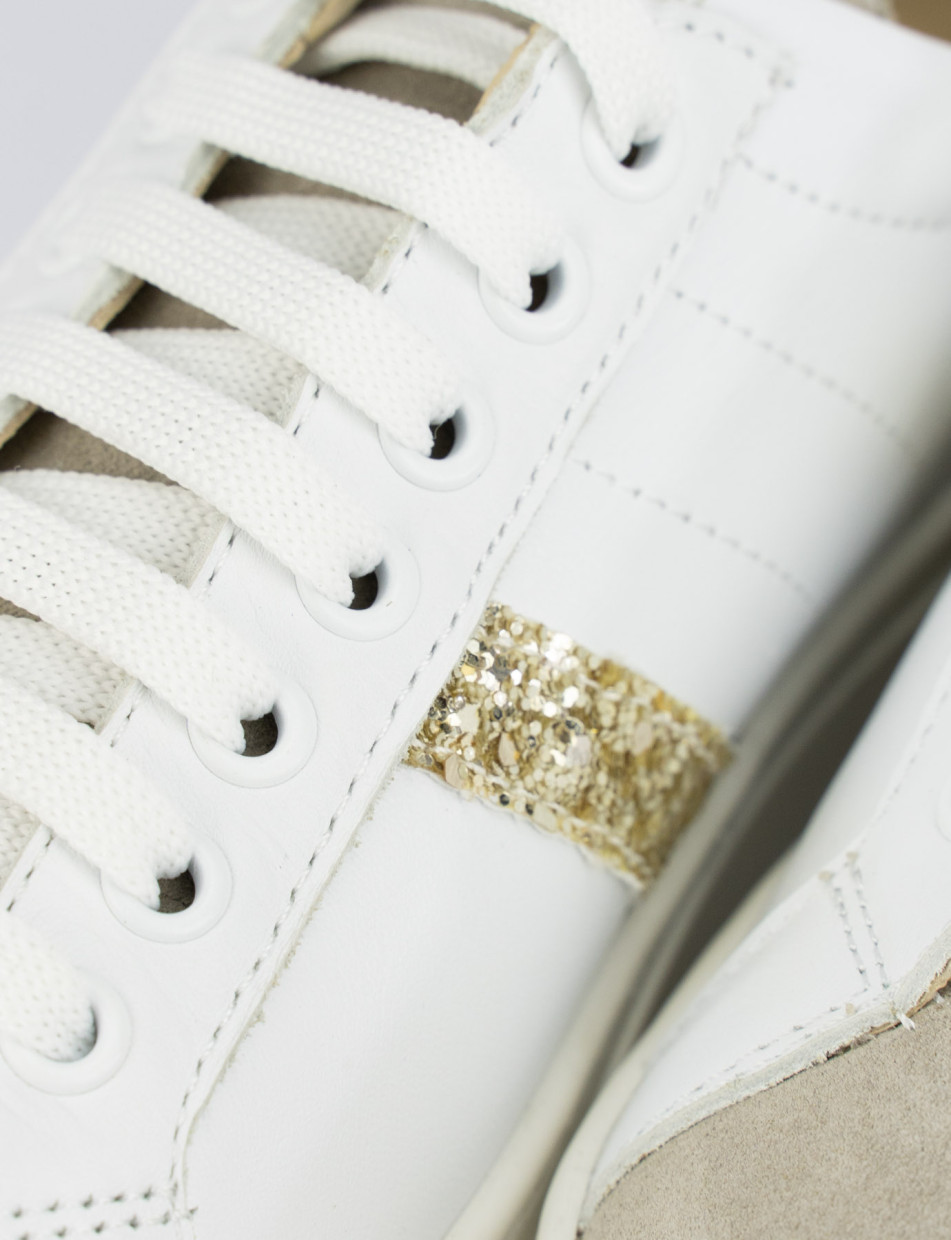 Sneakers white leather