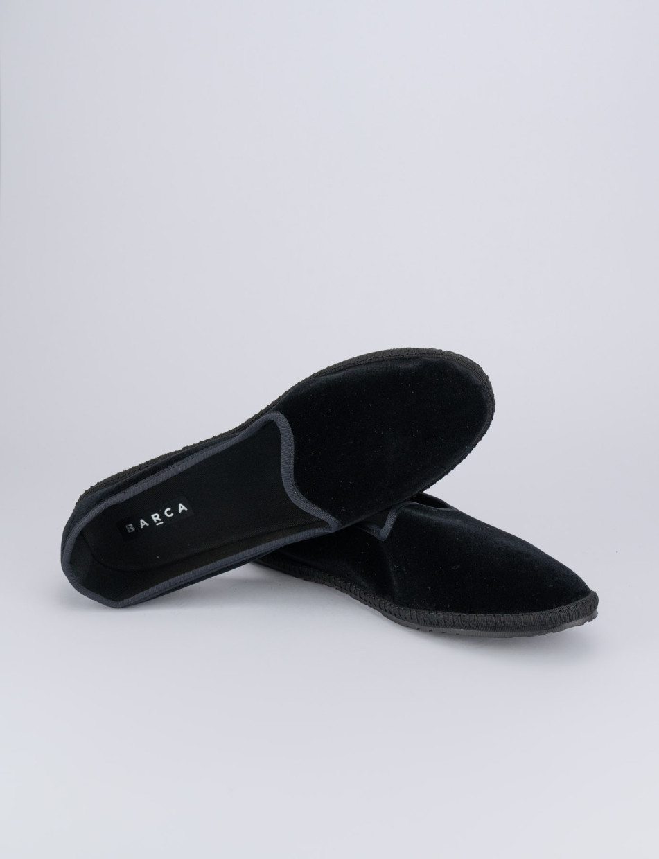 Loafers black velvet