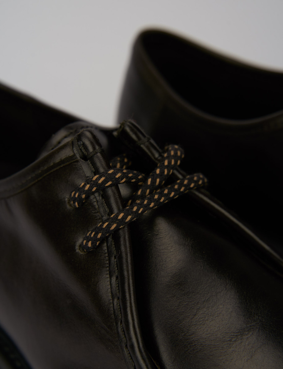 Lace-up shoes dark brown leather