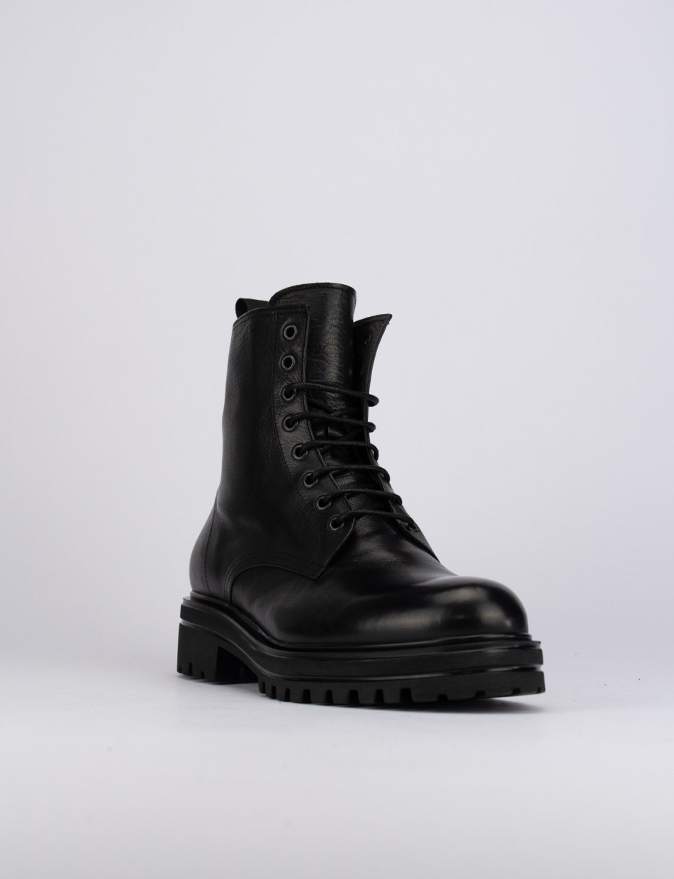 Combat boots heel 1 cm black leather