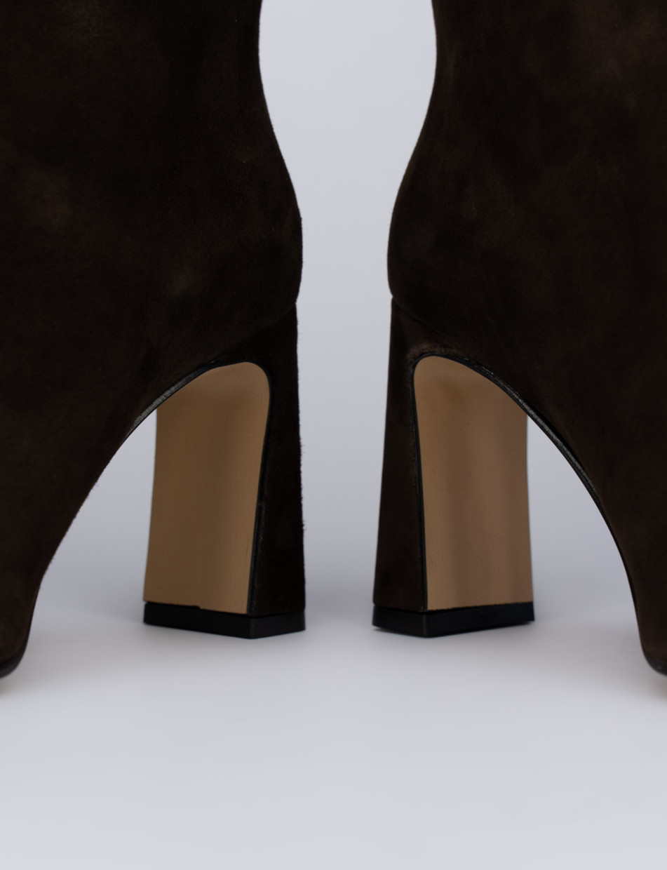 High heel boots heel 9 cm dark brown chamois